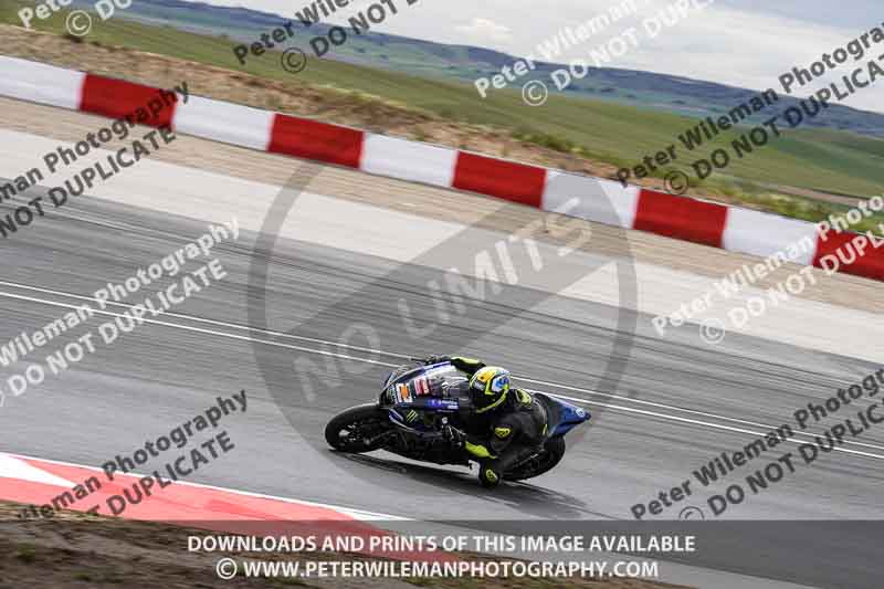 cadwell no limits trackday;cadwell park;cadwell park photographs;cadwell trackday photographs;enduro digital images;event digital images;eventdigitalimages;navarra;no limits trackdays;peter wileman photography;racing digital images;trackday digital images;trackday photos